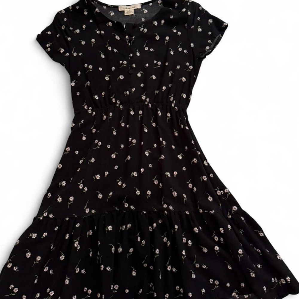Passport Black Floral Button-Front Short Sleeve Dress
